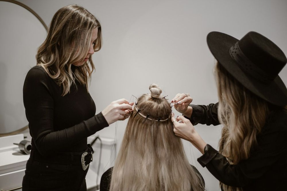 Tapes hair extensions