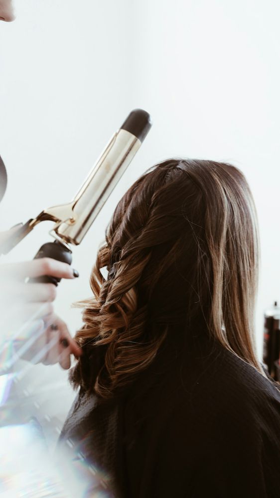 Curls & waves